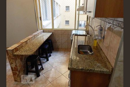 Sala/Cozinha de apartamento à venda com 2 quartos, 53m² em República, São Paulo