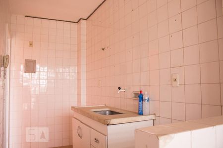 Cozinha de apartamento para alugar com 2 quartos, 52m² em Itanhangá, Rio de Janeiro