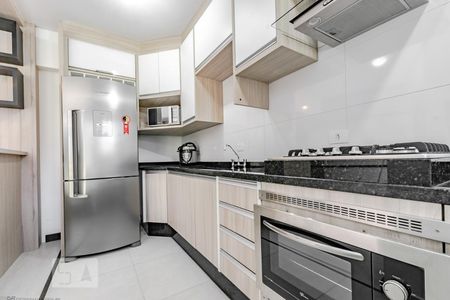 Cozinha de kitnet/studio para alugar com 1 quarto, 35m² em Mossunguê, Curitiba