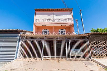 Fachada de casa para alugar com 2 quartos, 70m² em Samambaia Sul (samambaia), Brasília