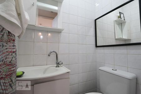 Lavabo de apartamento à venda com 2 quartos, 68m² em Taquara, Rio de Janeiro