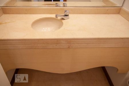 Lavabo de apartamento para alugar com 3 quartos, 126m² em Alto da Lapa, São Paulo