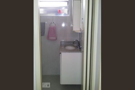 Banheiro 1 de apartamento à venda com 2 quartos, 164m² em Vila Nova Savoia, São Paulo