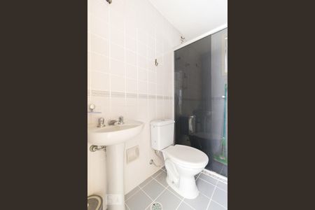Banheiro de apartamento à venda com 3 quartos, 64m² em Parque Mandaqui, São Paulo