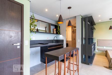 Cozinha de kitnet/studio à venda com 1 quarto, 30m² em Pinheiros, São Paulo