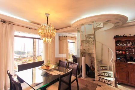 Sala de apartamento à venda com 3 quartos, 167m² em Vila Bertioga, São Paulo