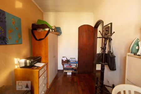 Quarto 2 de casa para alugar com 6 quartos, 184m² em Vila Gomes Cardim, São Paulo