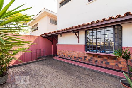 Entrada de casa à venda com 4 quartos, 192m² em Indianópolis, São Paulo