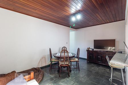 Sala de estar de casa à venda com 4 quartos, 192m² em Indianópolis, São Paulo