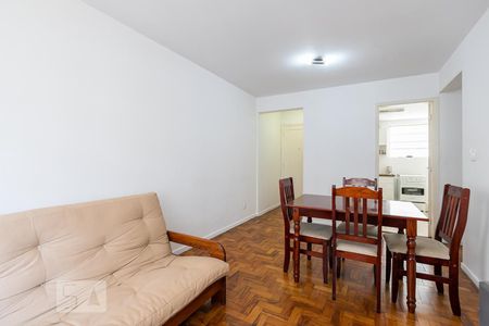 Sala de apartamento à venda com 2 quartos, 80m² em Vila Nova Conceição, São Paulo