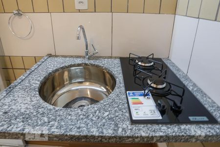 Cozinha - Torneira de kitnet/studio para alugar com 1 quarto, 15m² em Jardim da Glória, São Paulo