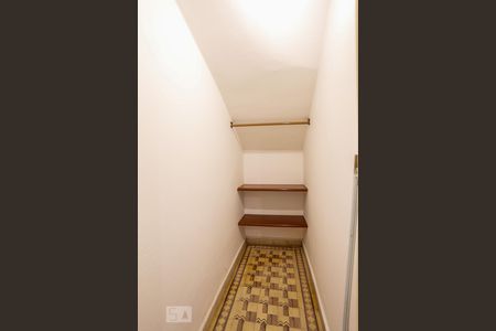 Espaço para Roupas de kitnet/studio para alugar com 1 quarto, 15m² em Jardim da Glória, São Paulo