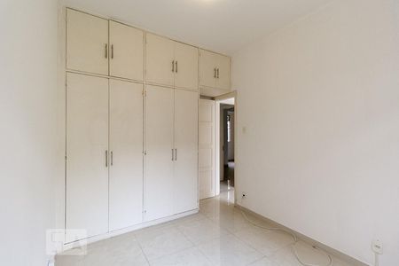 Quarto 1 de apartamento para alugar com 3 quartos, 90m² em Humaitá, Rio de Janeiro