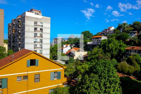 Vista da Sala de apartamento à venda com 2 quartos, 50m² em Laranjeiras, Rio de Janeiro