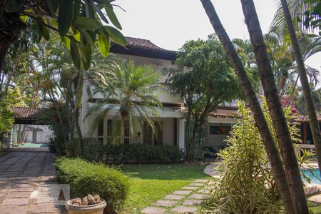 Fachada da Casa de casa de condomínio para alugar com 6 quartos, 1000m² em Barra da Tijuca, Rio de Janeiro