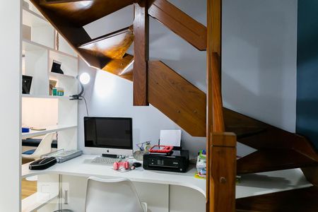 Sala de casa de condomínio à venda com 3 quartos, 105m² em Vila Santo Estéfano, São Paulo