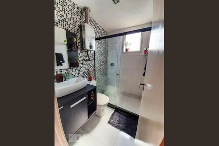 Banheiro de apartamento à venda com 2 quartos, 55m² em Piedade, Rio de Janeiro