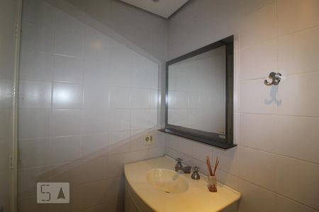 Banheiro suite de apartamento para alugar com 2 quartos, 75m² em Barcelona, São Caetano do Sul