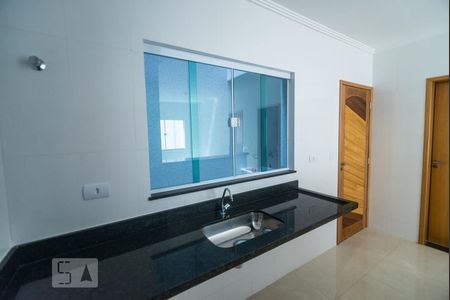 Cozinha de apartamento para alugar com 2 quartos, 50m² em Vila Regente Feijó, São Paulo