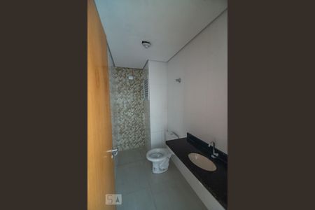 Banheiro de apartamento para alugar com 2 quartos, 50m² em Vila Regente Feijó, São Paulo