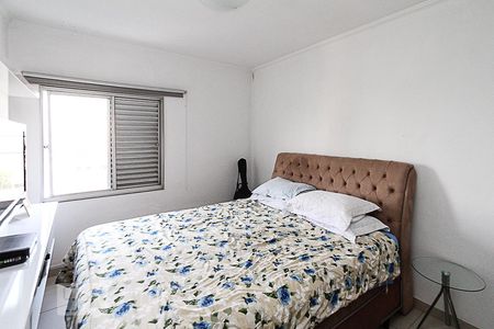 Quarto de apartamento para alugar com 3 quartos, 73m² em Vila Antonieta, São Paulo