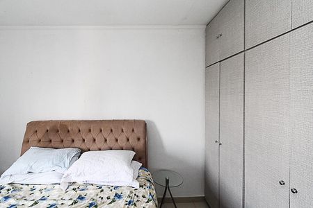 Quarto  de apartamento para alugar com 3 quartos, 73m² em Vila Antonieta, São Paulo