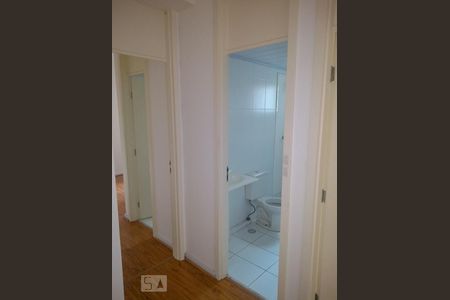 Corredor de apartamento para alugar com 2 quartos, 65m² em Jardim Prudência, São Paulo