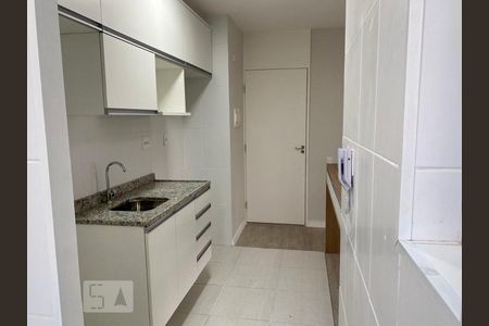 Cozinha de apartamento à venda com 3 quartos, 65m² em Vila Praia, São Paulo