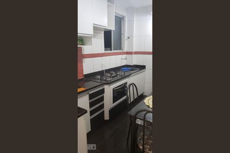 Cozinha  de apartamento à venda com 2 quartos, 44m² em Santa Terezinha, Belo Horizonte