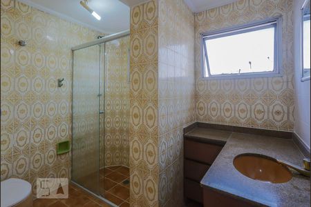 Banheiro de apartamento para alugar com 2 quartos, 90m² em Vila Monumento, São Paulo