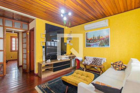 Sala de casa à venda com 3 quartos, 165m² em Santa Tereza, Porto Alegre