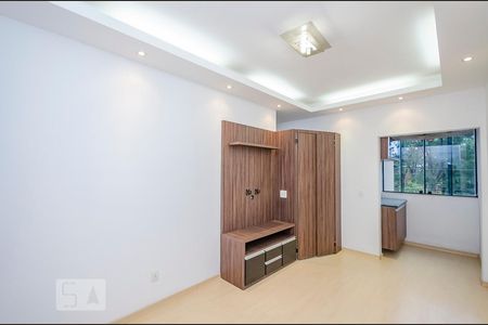 Sala de apartamento para alugar com 2 quartos, 60m² em Buritis, Belo Horizonte