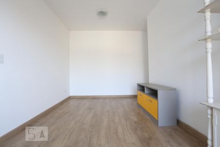 Sala de apartamento para alugar com 2 quartos, 50m² em Jaguaré, São Paulo