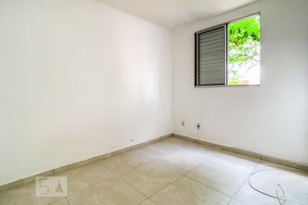 Quarto 2 de apartamento para alugar com 2 quartos, 44m² em Centro, Guarulhos