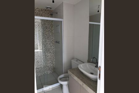 Banheiro Social de apartamento para alugar com 2 quartos, 74m² em Anil, Rio de Janeiro