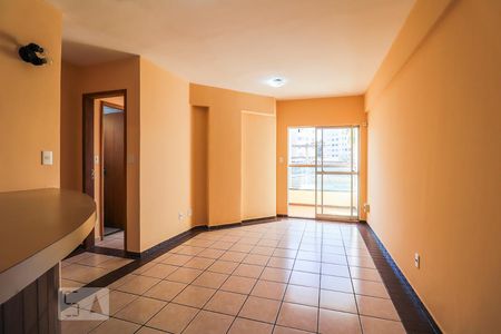 Sala de apartamento para alugar com 1 quarto, 50m² em Setor Leste Universitário, Goiânia