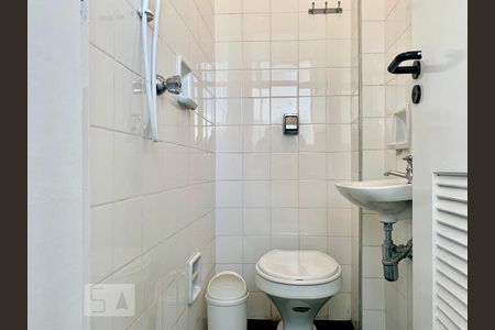 Banheiro de apartamento à venda com 2 quartos, 75m² em Vila Mariana, São Paulo