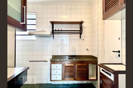 Cozinha de apartamento à venda com 2 quartos, 75m² em Vila Mariana, São Paulo