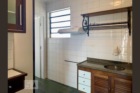 Cozinha de apartamento à venda com 2 quartos, 75m² em Vila Mariana, São Paulo