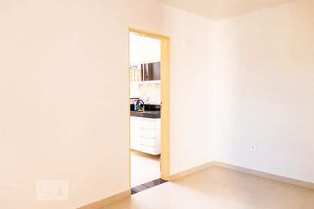 Sala de apartamento para alugar com 3 quartos, 70m² em Dona Clara, Belo Horizonte