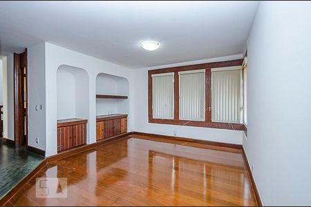 Sala de casa à venda com 4 quartos, 400m² em São Bento, Belo Horizonte