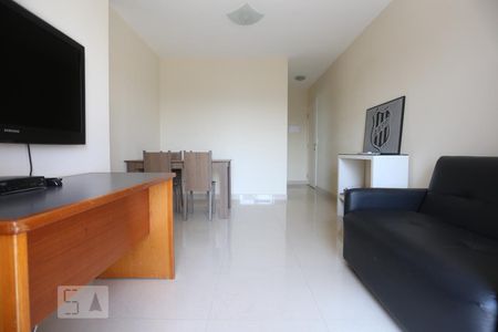 Sala de apartamento para alugar com 3 quartos, 70m² em Jaguaré, São Paulo