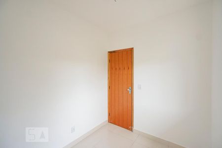 Quarto 01 de apartamento para alugar com 2 quartos, 42m² em Vila Esperança, São Paulo