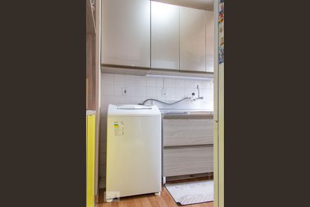 Cozinha e Área de Serviço de apartamento à venda com 1 quarto, 62m² em Floresta, Porto Alegre