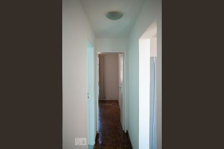 Corredor de apartamento à venda com 2 quartos, 78m² em Grajaú, Rio de Janeiro