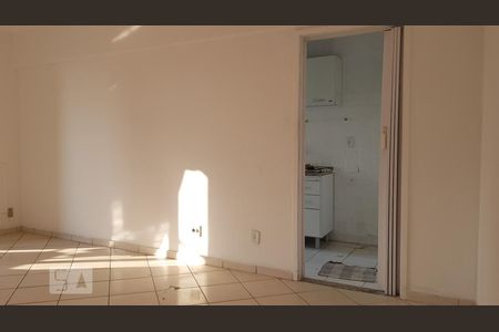 Sala de apartamento à venda com 2 quartos, 53m² em Itanhangá, Rio de Janeiro