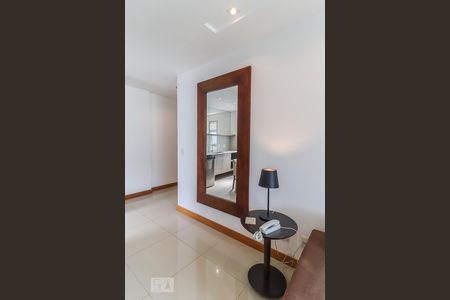 Sala de apartamento para alugar com 1 quarto, 38m² em Jacarepaguá, Rio de Janeiro