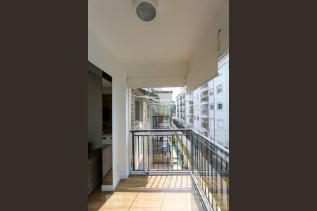 Varanda da sala de apartamento à venda com 1 quarto, 87m² em Jardim Leonor, São Paulo