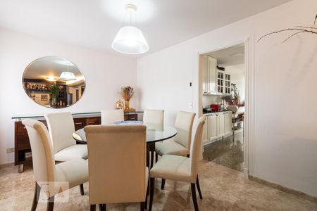 Sala de Jantar de apartamento à venda com 4 quartos, 240m² em Vila Uberabinha, São Paulo