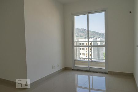 Sala de apartamento para alugar com 2 quartos, 44m² em Madureira, Rio de Janeiro